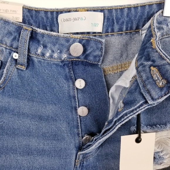 Banjara Denim Distressed High Rise Jean Shorts NWT - Picture 4 of 6